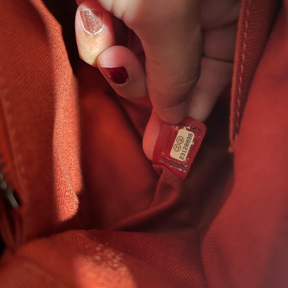 CHANEL Caviar Medium Coco Handle Flap in Red. - Picture 10 of 14